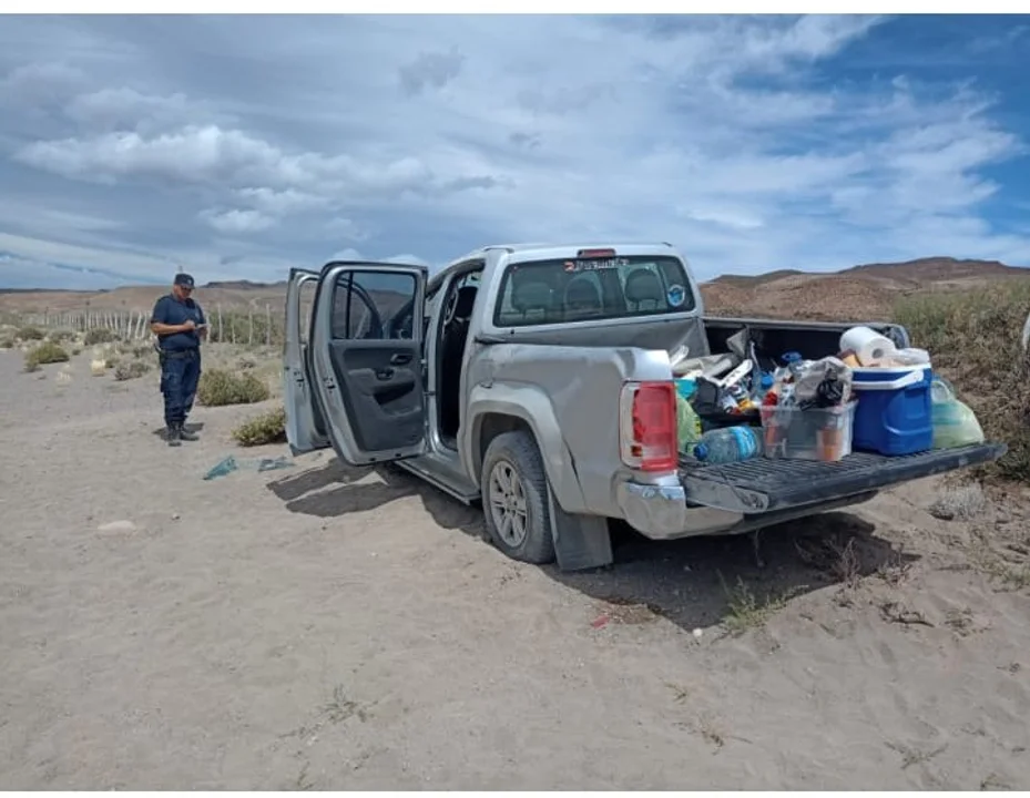 Una familia de Buenos Aires volcó en la ruta hacia Piedra Parada