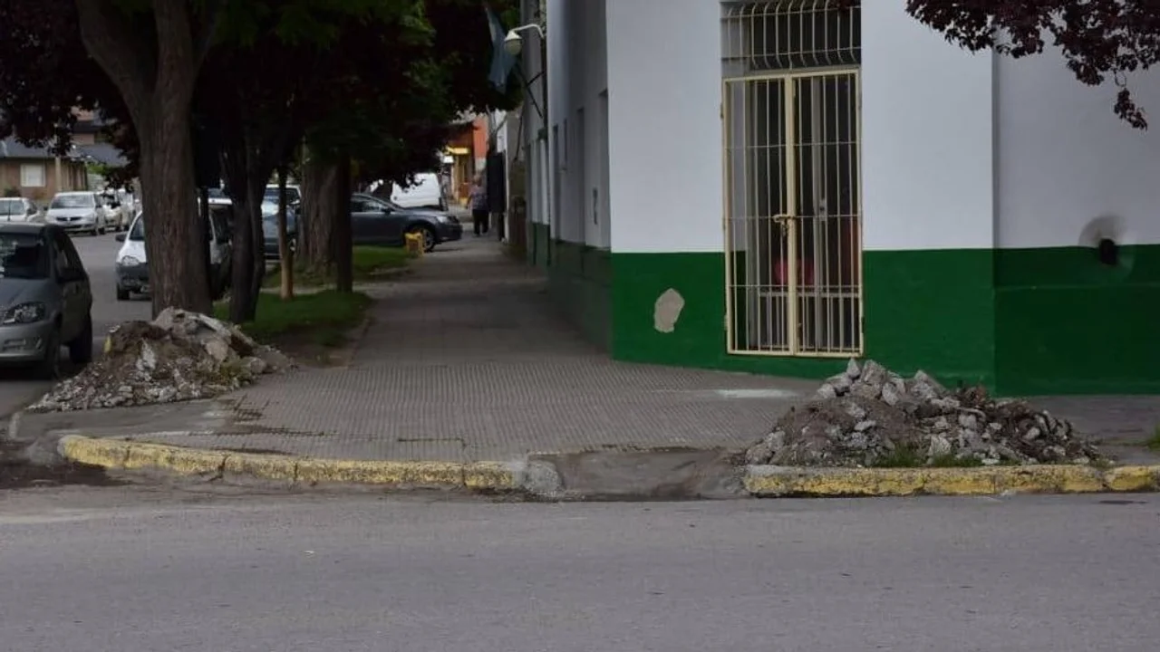 Herman Torres: "La ciudad necesita que se mantengan las veredas en buenas condiciones"
