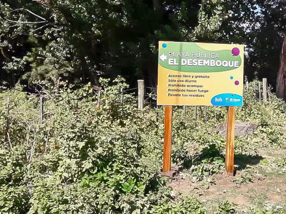 El municipio de El Hoyo pide intervención del IPA para garantizar el acceso público a una playa
