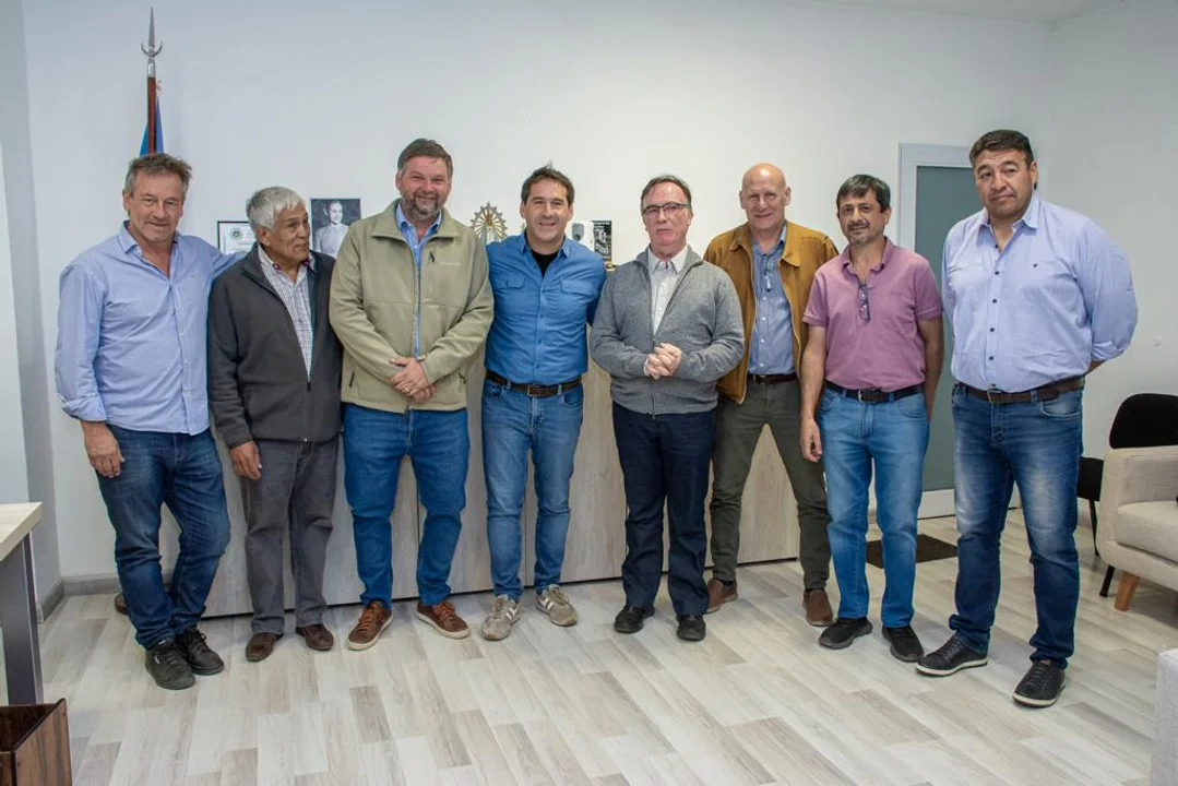 Luque en El Maitén: "Las fiestas populares muestran el gran potencial que tenemos en Chubut"