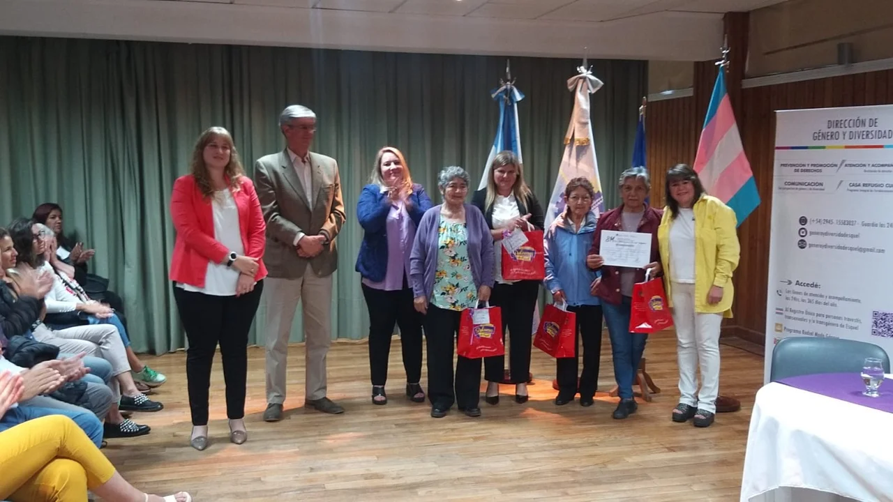 El municipio reconoció a mujeres de Esquel por su labor y aporte a la comunidad