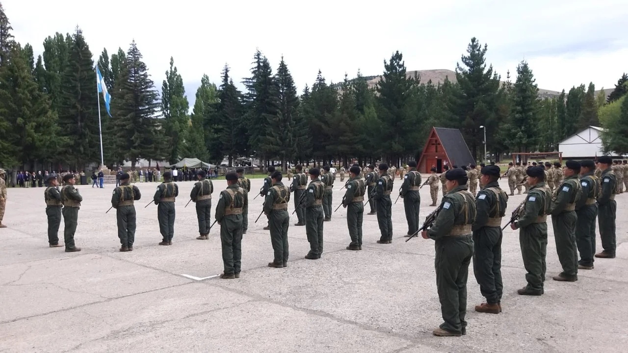 El Regimiento de Caballería de Exploración C3 celebró su 197° aniversario