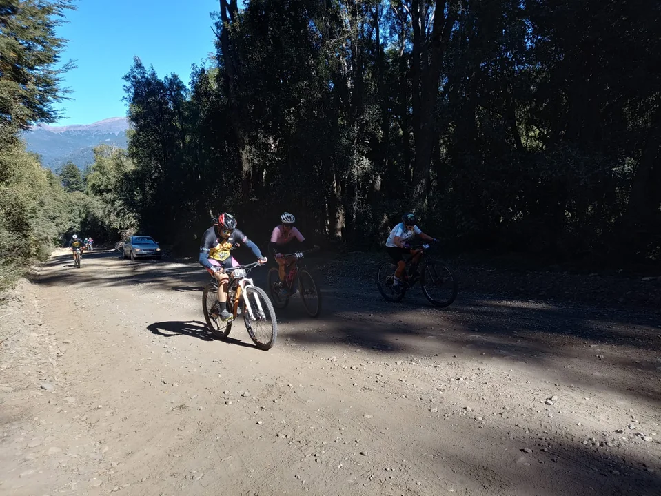 30° Doble Lago Futalaufquen: Aga y Delgado ganaron la primera etapa de la competitiva