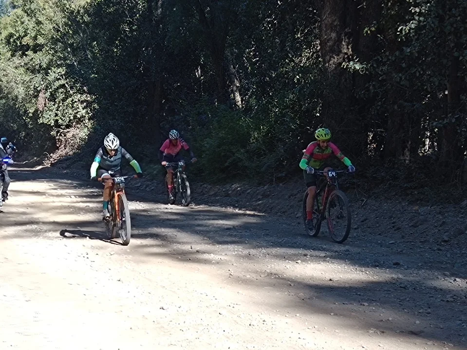 30° Doble Lago Futalaufquen: Aga y Delgado ganaron la primera etapa de la competitiva