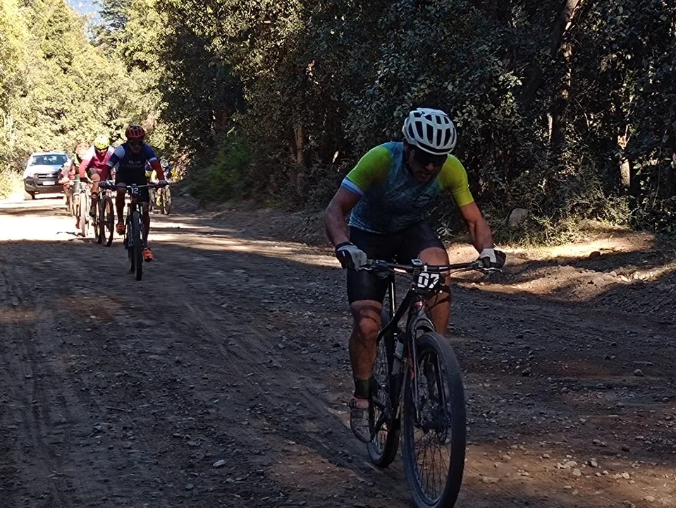 30° Doble Lago Futalaufquen: Aga y Delgado ganaron la primera etapa de la competitiva