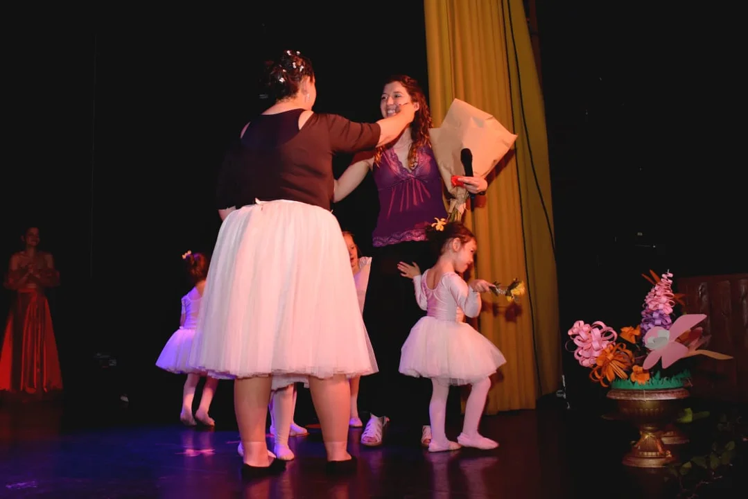 Nuevas corrientes de la danza clásica desembarcan en Esquel