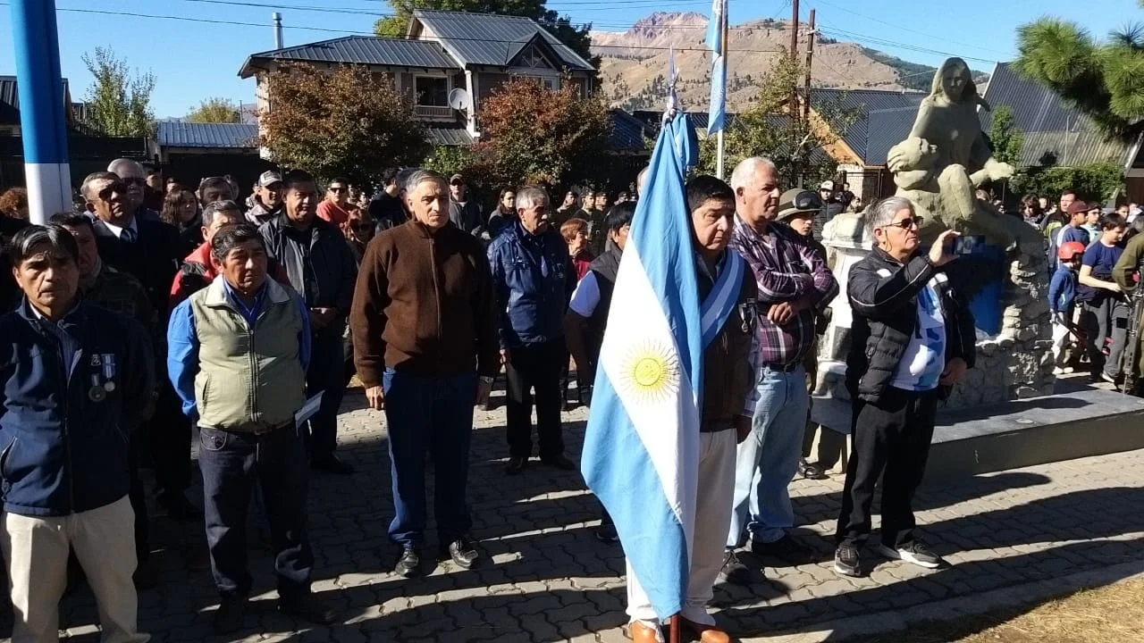 Emotivo acto esquelense en homenaje a los Héroes de Malvinas 