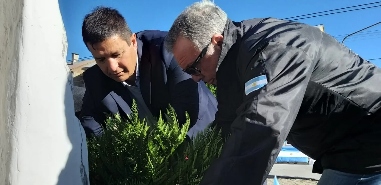 Emotivo acto esquelense en homenaje a los Héroes de Malvinas 