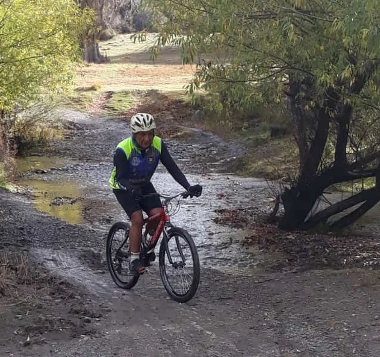 Trepada a La Hoya: Más de 50 ciclistas realizaron el reconocimiento del circuito