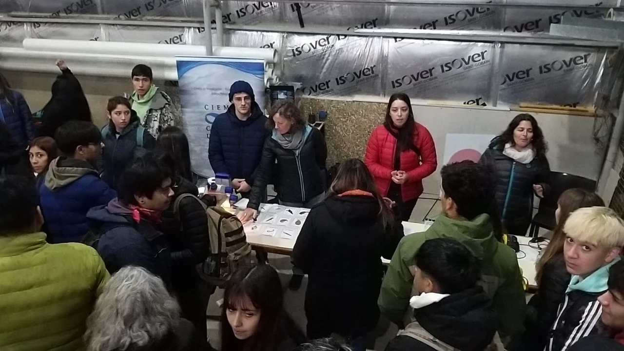 Estudiantes de secundaria participaron de una actividad sobre tratamiento de aguas residuales