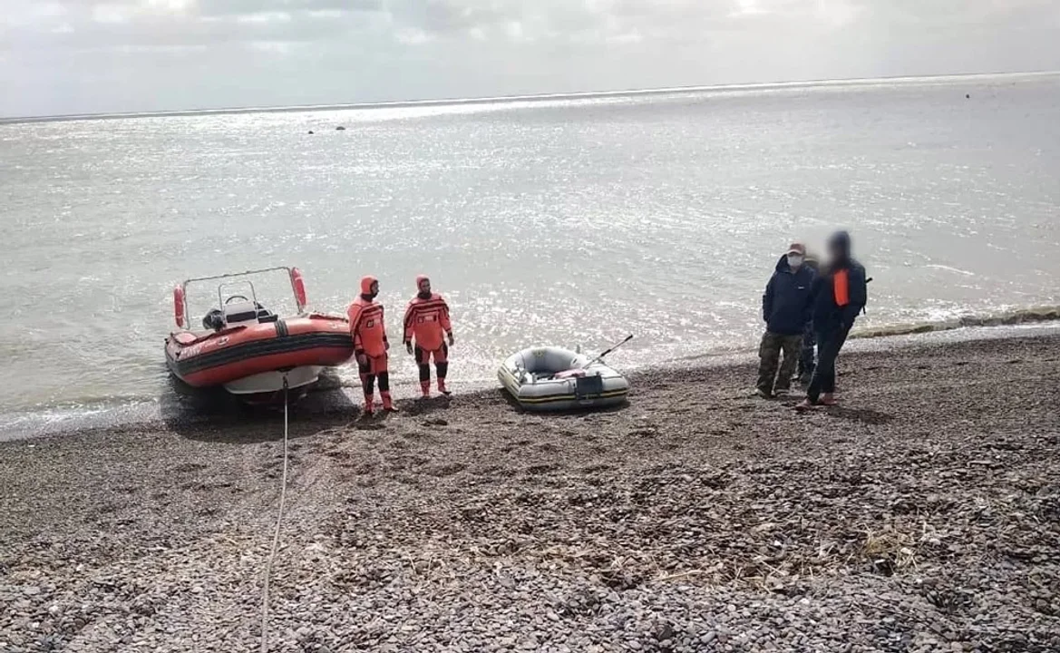 Búsqueda en el Lago Pueyrredón: 4 chubutenses desaparecidos en un semirrígido
PH Radio 3 cadena Patagonia