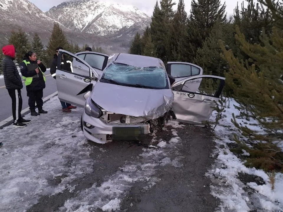 Impactante accidente entre El Bolsón y Bariloche concluyó con varios heridos
