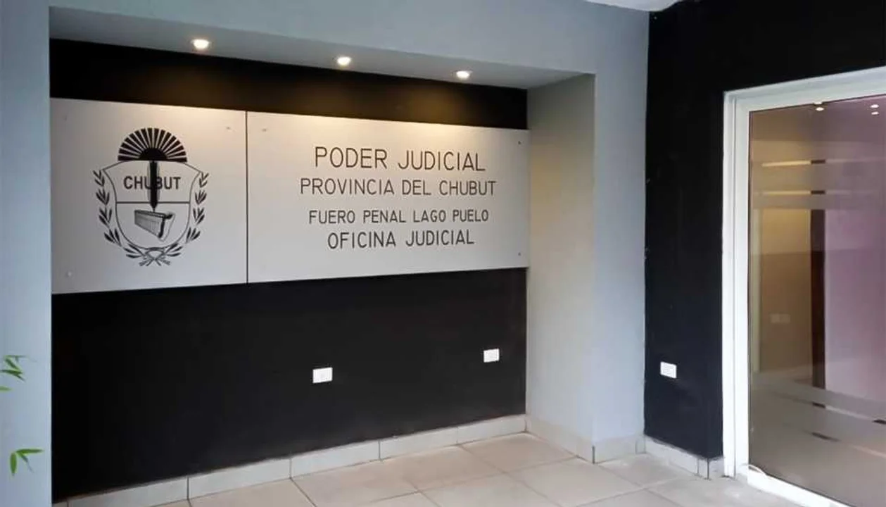 El juicio se lleva a cabo en las instalaciones de la nueva Oficina Judicial de Lago Puelo