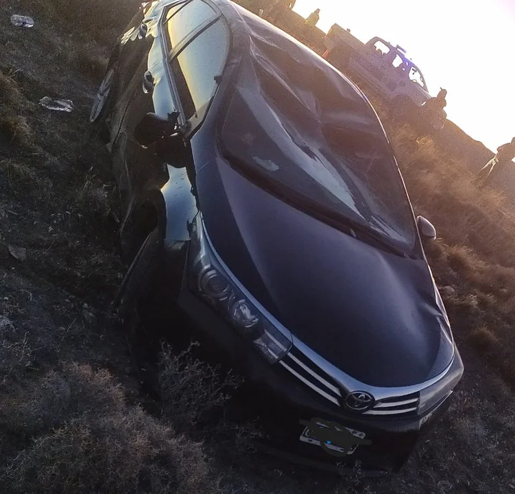 Accidente en zona de El Molle: familia de Esquel protagonista de vuelco en ruta 25