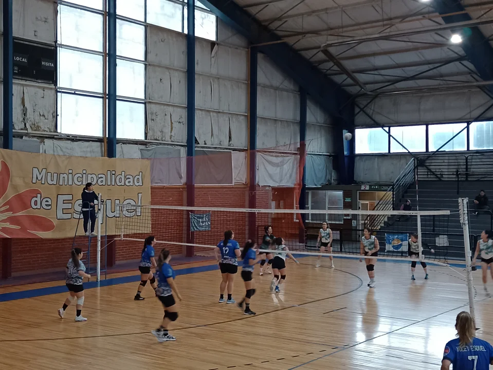 La Liga Esquelense de Voley coronó los campeones