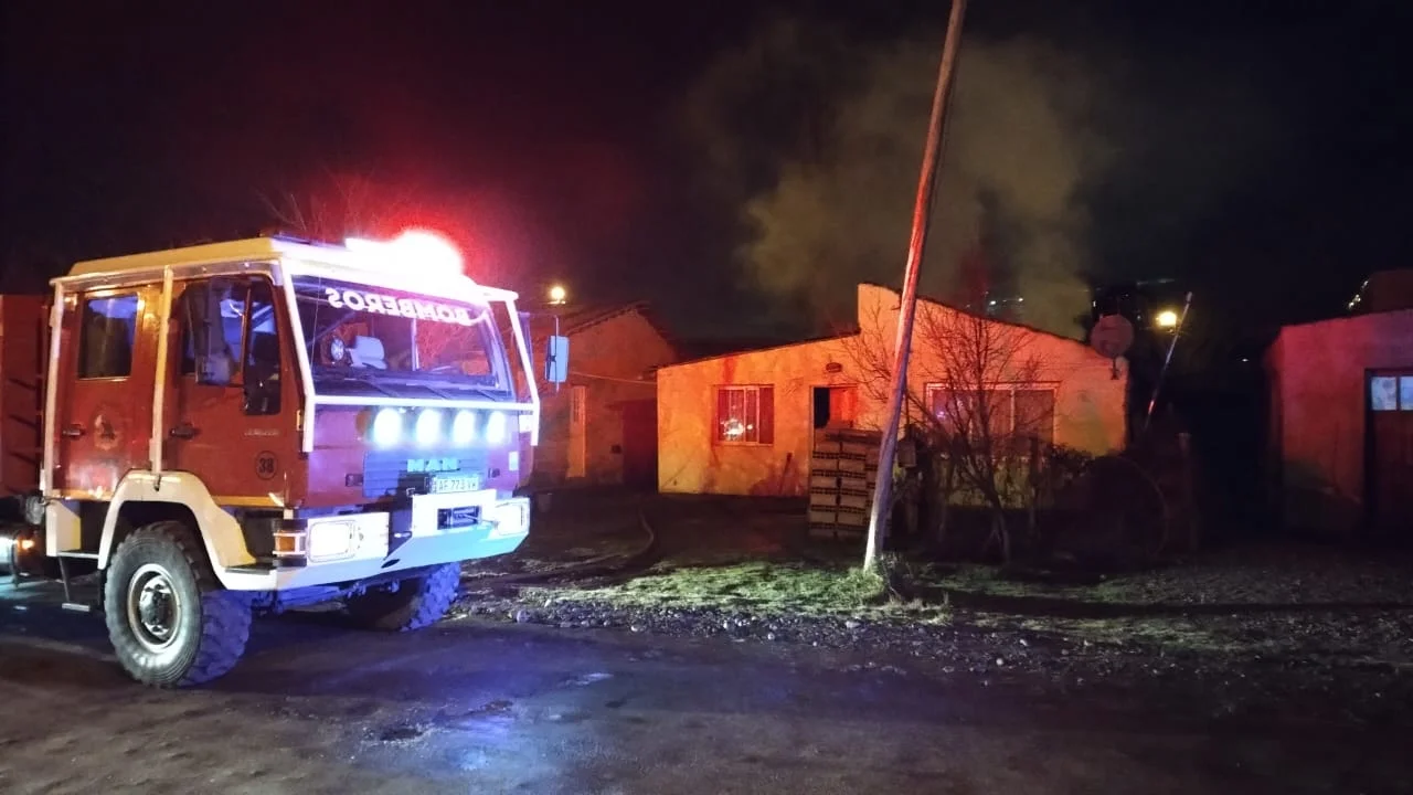 Alarma por el incendio de una vivienda ubicada en calle Alsina