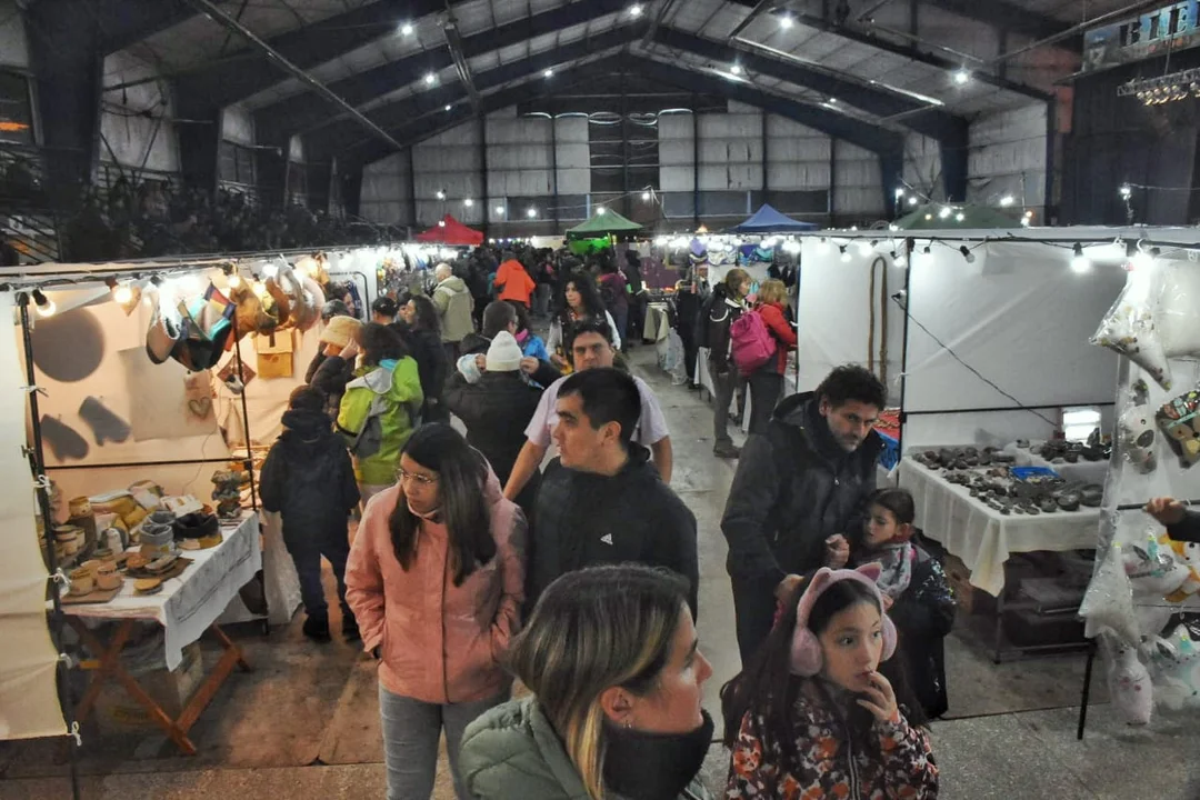 Con un gran marco de público comenzó la Expo Invierno Esquel 2023