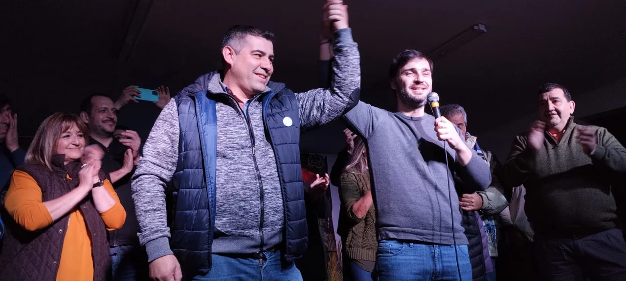 César Salamín se impone en la localidad de El Hoyo -Foto: Radio 3-