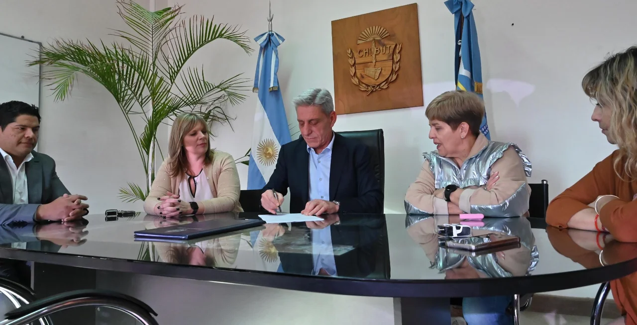 El Gobierno y el SATSAID firmaron aumento salarial para los trabajadores del canal estatal