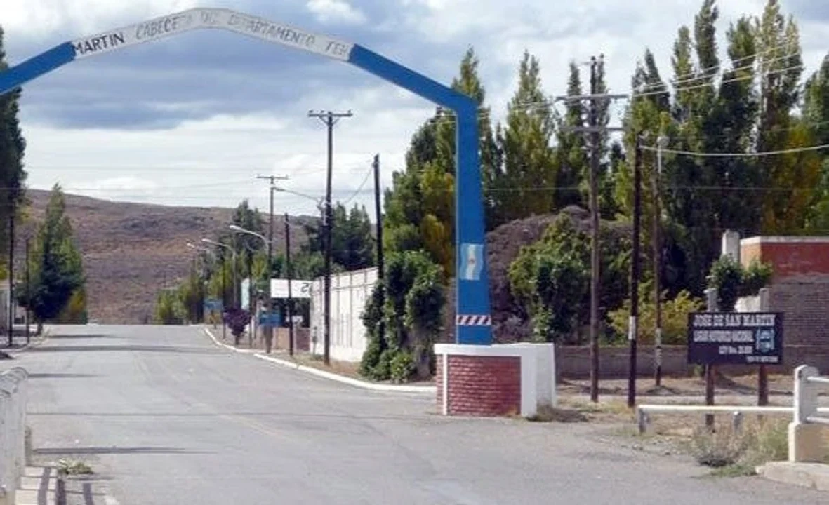 Denunció que durante una reunión en su casa le sustrajeron 300 mil pesos de su dormitorio