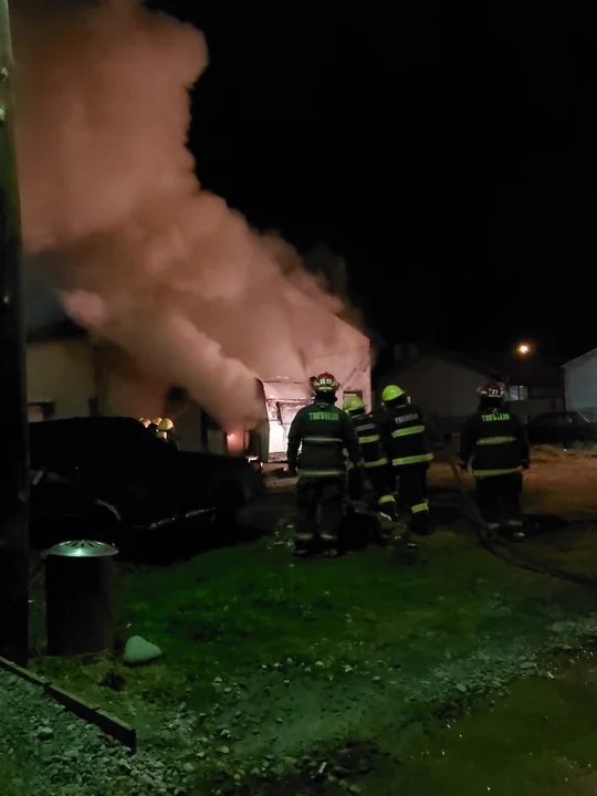 Trevelin: Se incendió la casilla rodante y logró escapar a tiempo