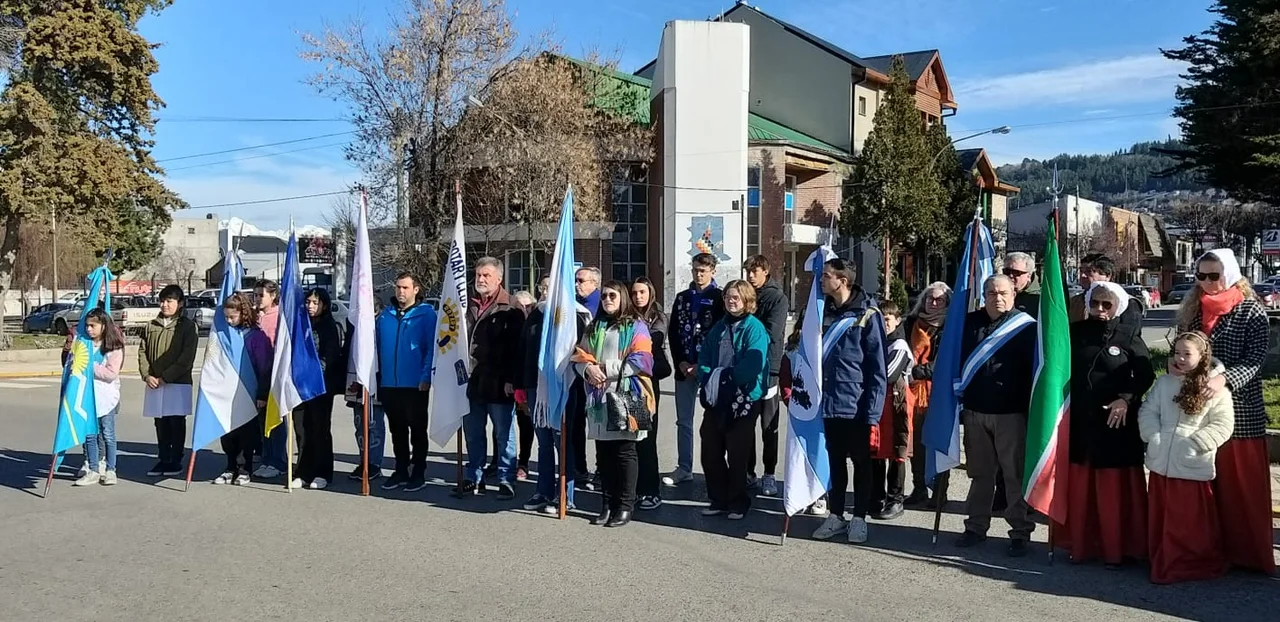 Esquel celebró el Día del Inmigrante con reconocimientos y distinciones