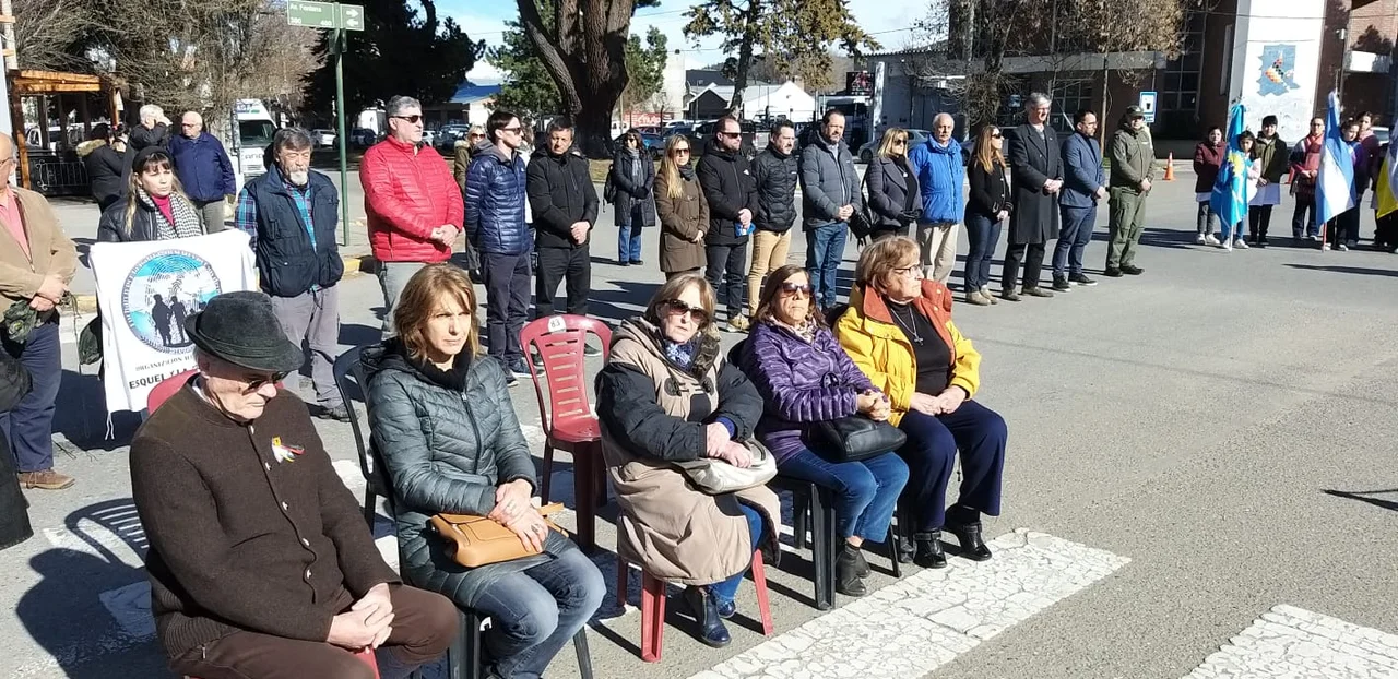 Esquel celebró el Día del Inmigrante con reconocimientos y distinciones