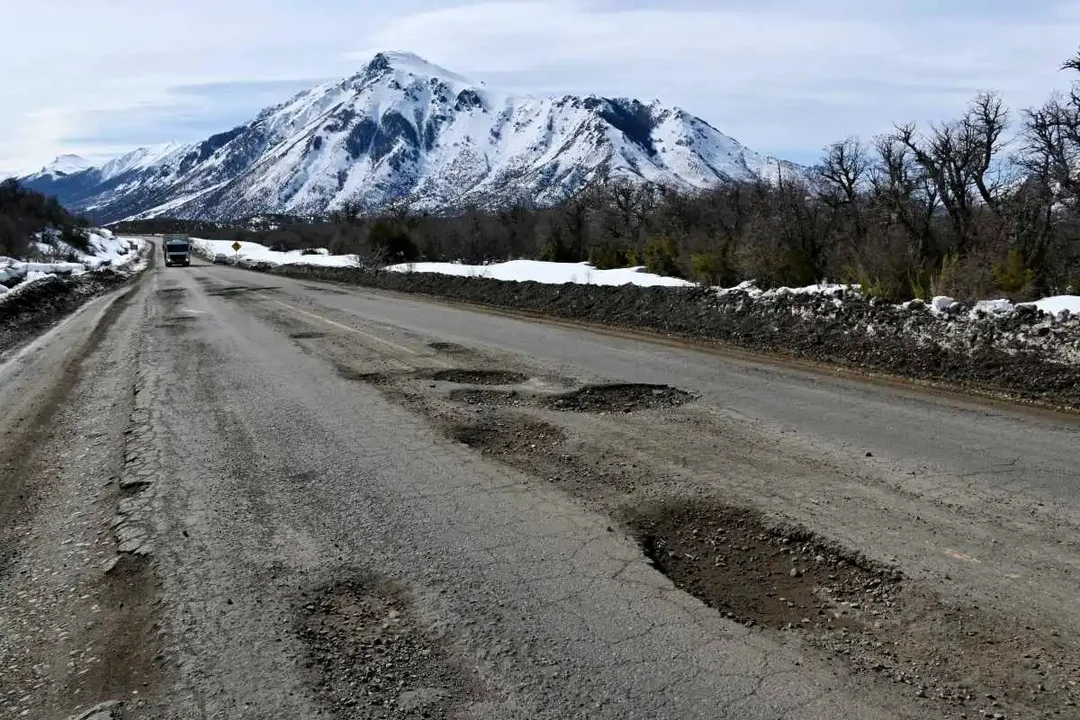 El Concejo Deliberante de El Hoyo declaró la Emergencia Vial por el deterioro de la Ruta 40 (Foto: Chino Leiva - Diario Río Negro)