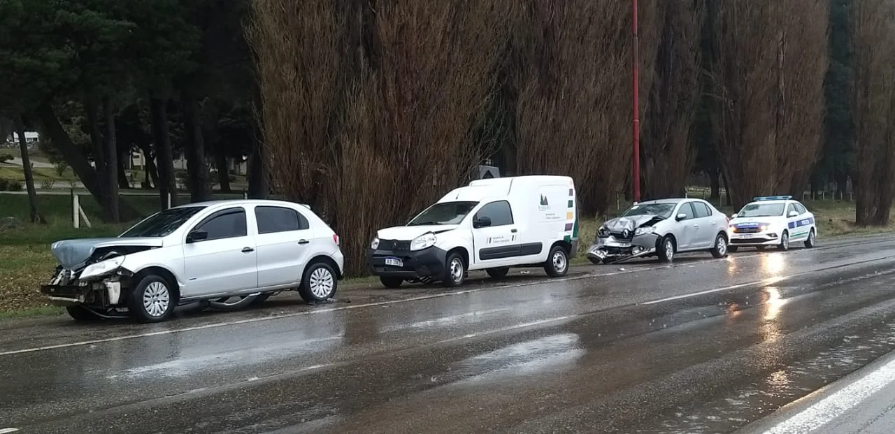 Choque en cadena en el ingreso a la ciudad de Esquel
