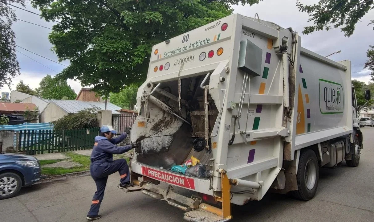 La Municipalidad de Esquel saluda a los recolectores de residuos en su día 