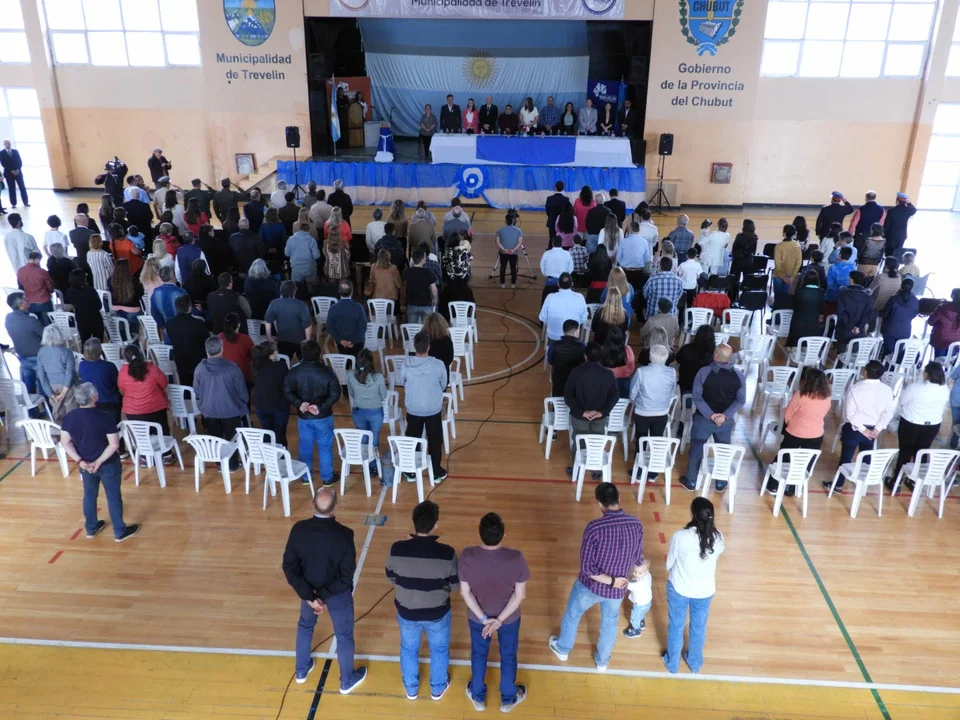 Ingram asumió un nuevo mandato con cambios en el gabinete