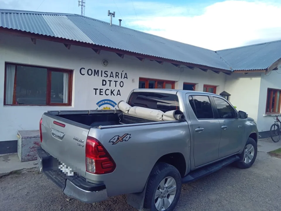 Compró una camioneta, pero era robada y la documentación falsa