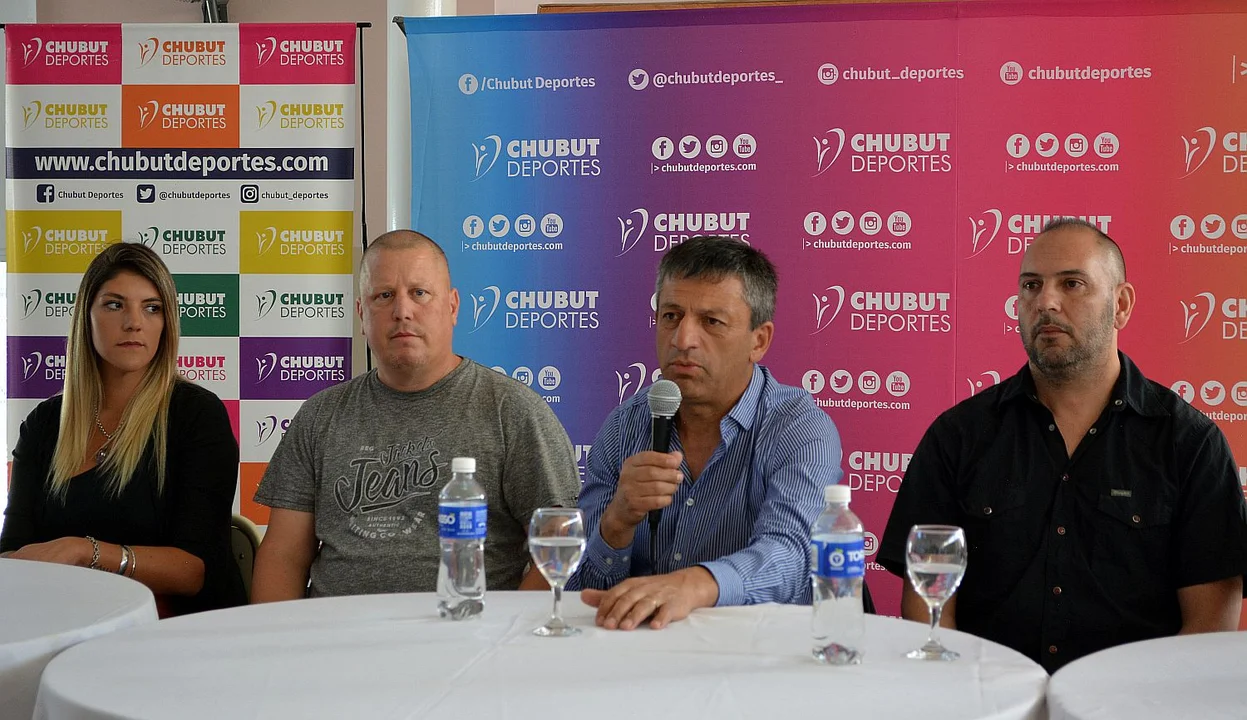 Milton Reyes presentó oficialmente el equipo de trabajo de Chubut Deportes