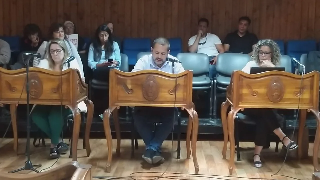 Sesión caliente: polémica en el Concejo por el DNU, tarifas y presupuesto