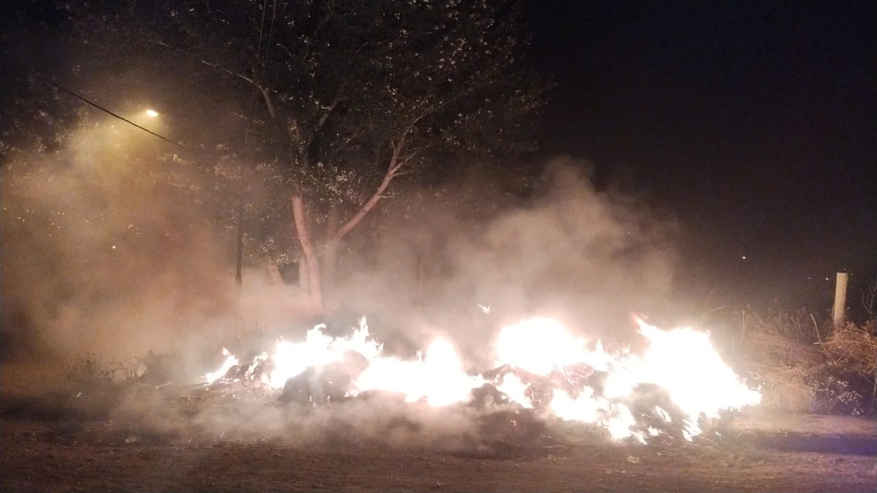 Bomberos lograron extinguir dos incendios registrados en las últimas horas en Esquel