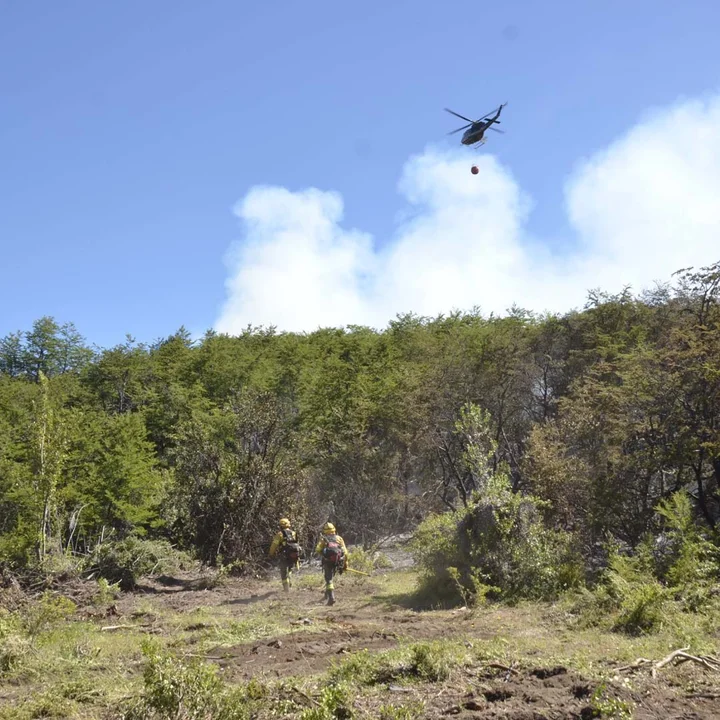 El fuego no da tregua: continúa activo en los siete frentes y presenta focos simultáneos