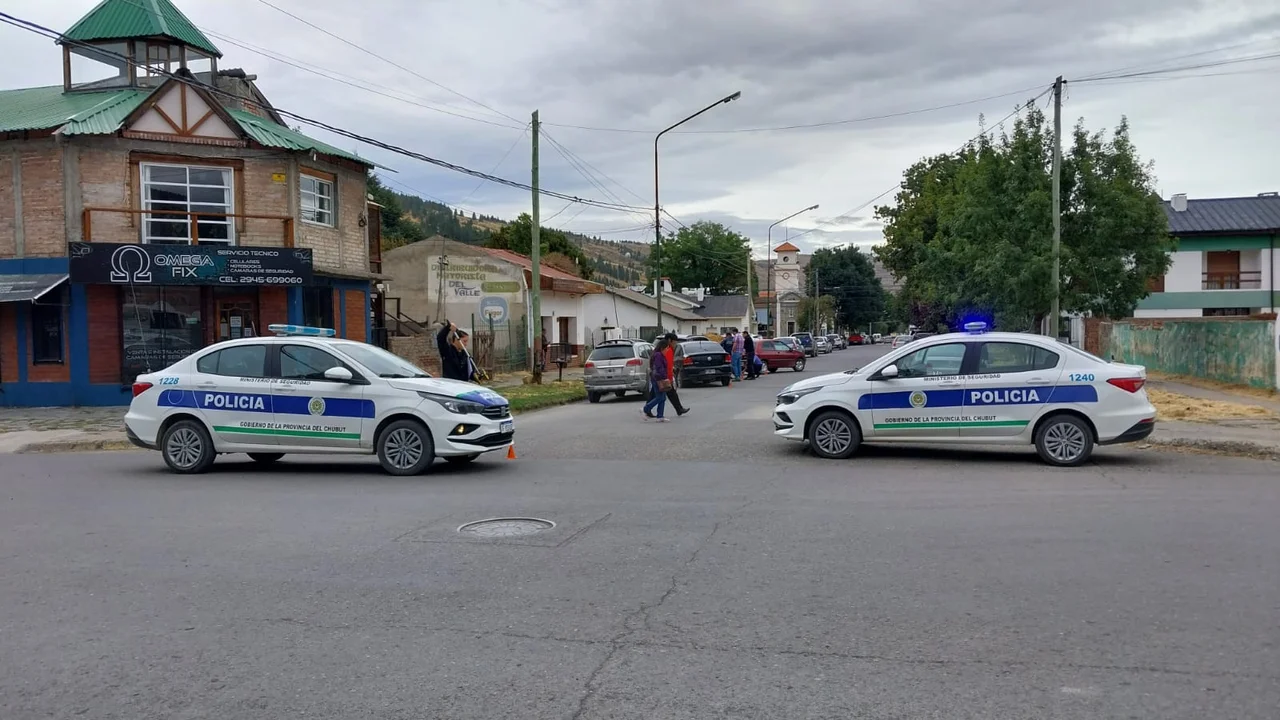 Un choque involucró a tres autos y dejó una persona lesionada