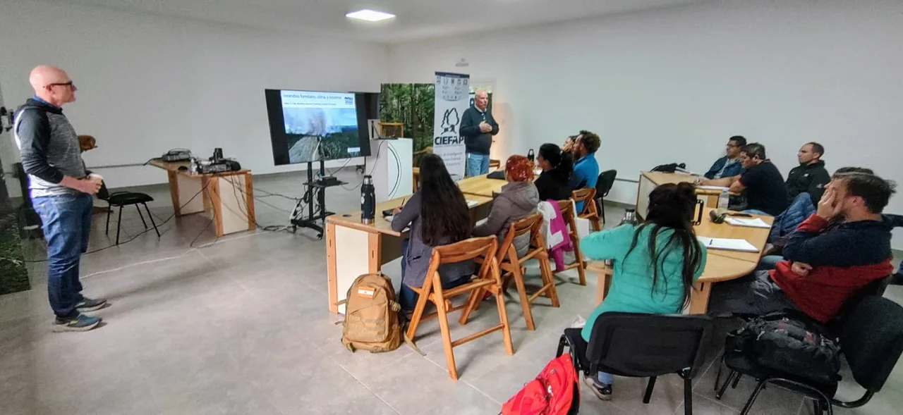 Doctorado en Ecología y Gestión de Fuegos de Vegetación en Chubut