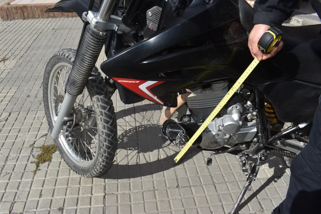 Cuatro detenidos tras protagonizar una pelea y agredir a la policía