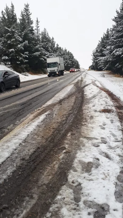 La copiosa nevada provocó despistes entre Esquel y Trevelin