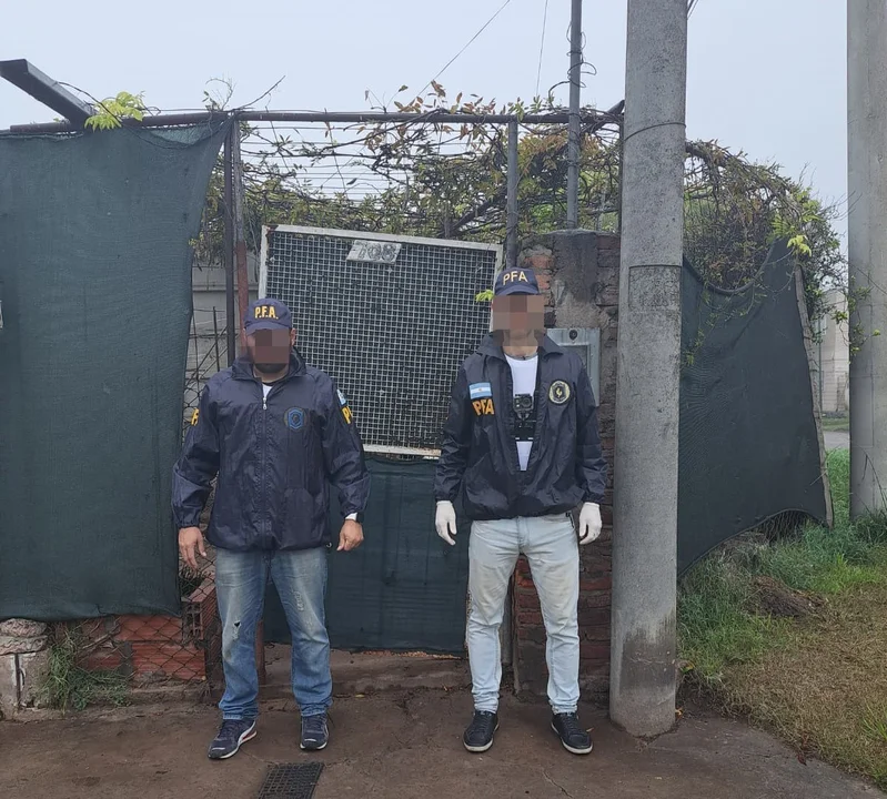 Investigación policial revela red de estafadores en tres ciudades argentinas