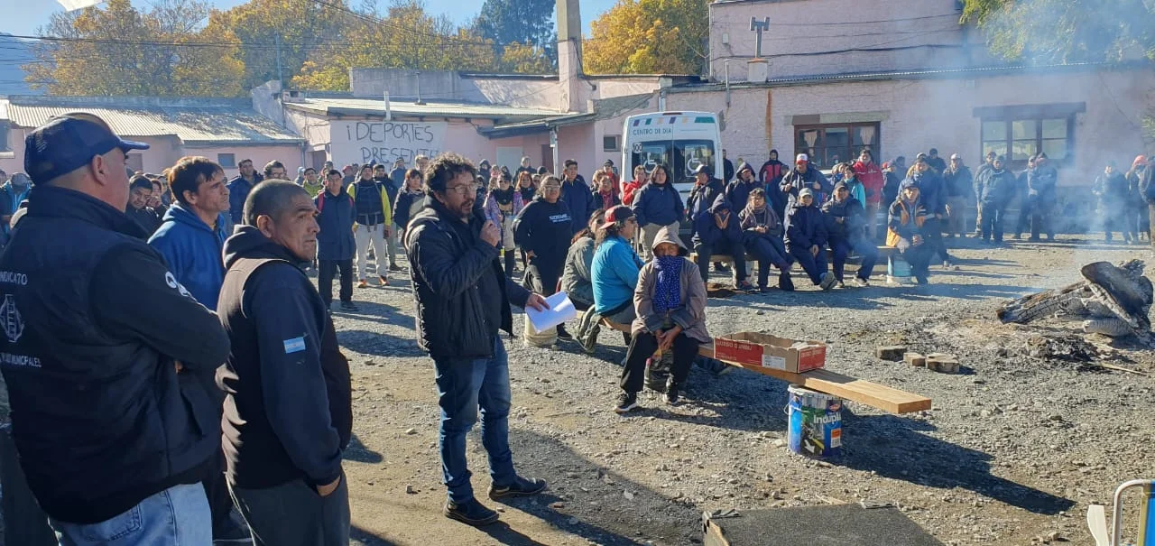 El municipio dijo que ofreció una propuesta superadora a la inflación y fue rechazada por el SOEME
