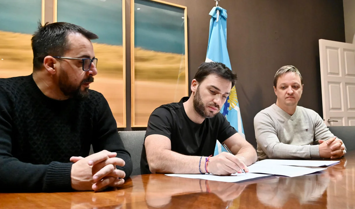 Gobernador anuncia llegada de inversores a la cordillera de Chubut
