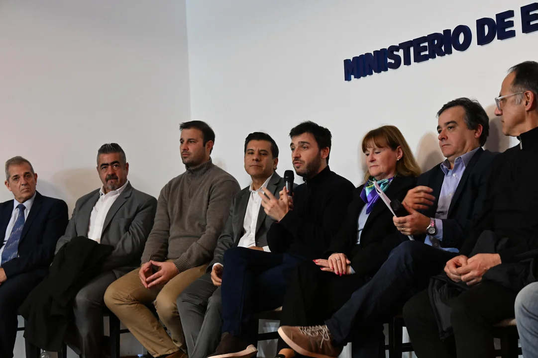 Torres presentó el resumen de su gestión: "pasamos a ser la provincia modelo de lo que está bien”