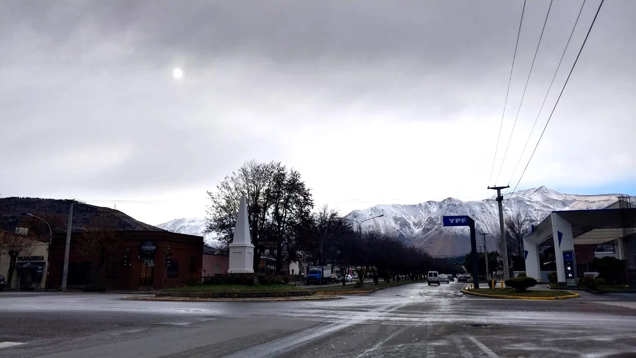 Este lunes feriado llega con probabilidad de lluvias y nevadas en Esquel