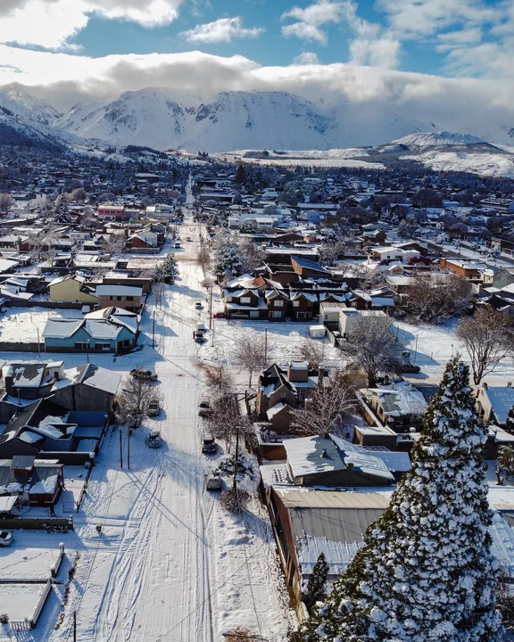Emiten nueva alerta amarilla por nevadas fuertes para un sector de la cordillera de Chubut (Foto: Turismo Esquel) 