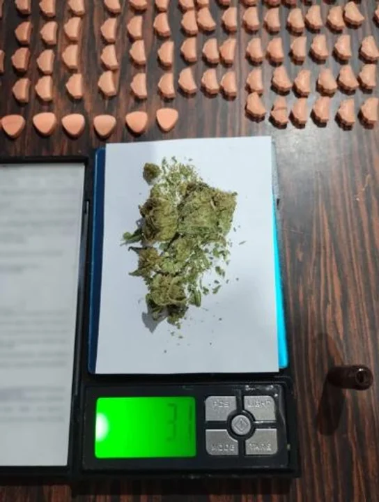 Detienen a un hombre que viajaba a Chubut con 900 pastillas de éxtasis, LSD, clonazepam y marihuana