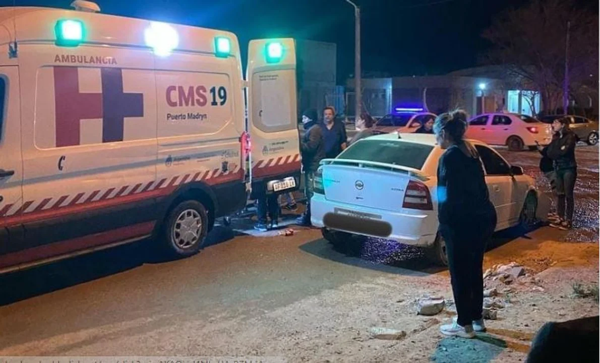 Mujer dio a luz en un auto tras un choque cuando la llevaban a hospital