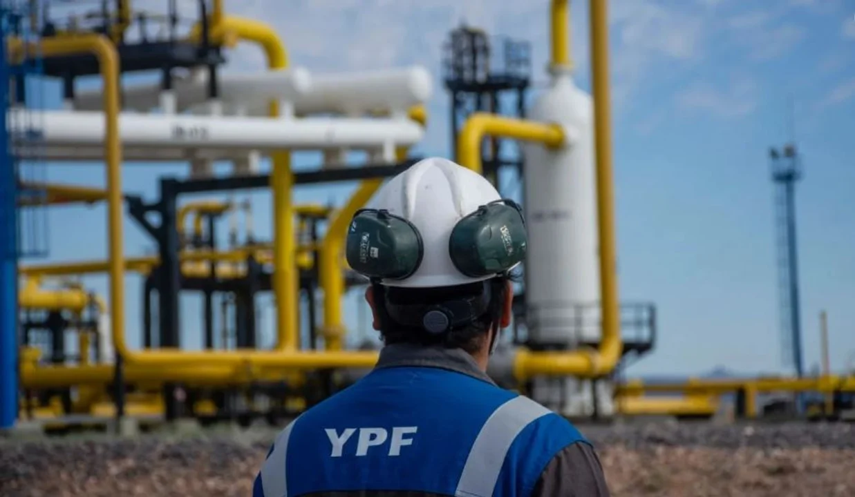 La mayor inversión de la historia de YPF se hará en Río Negro con la Planta de GNL