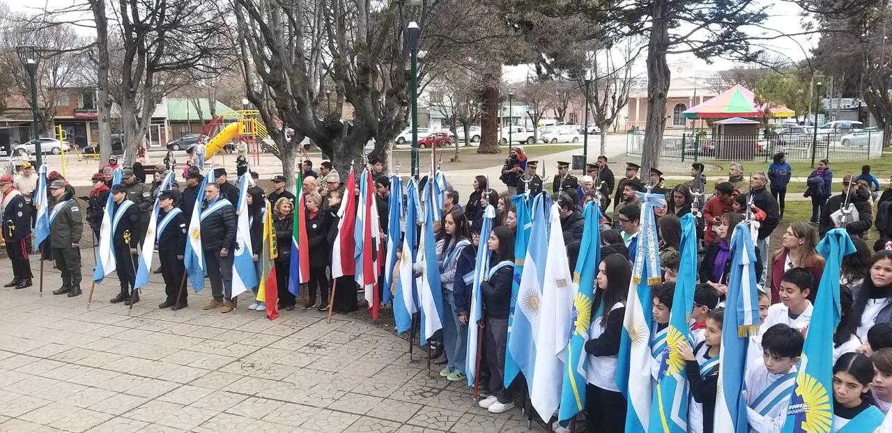 Esquel rindió homenaje a la memoria del General José de San Martín